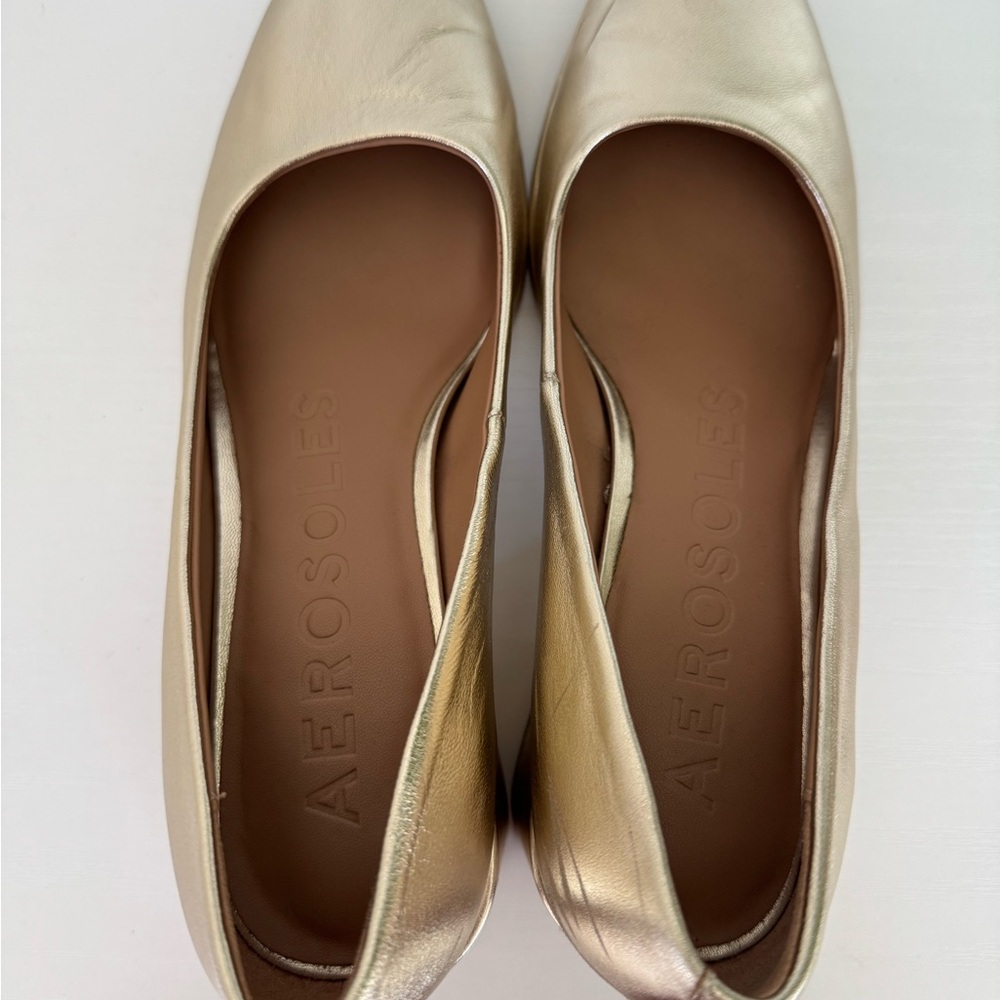 Aerosoles “Alae” Block Heel Round Toe Pumps - Picture 9 of 10